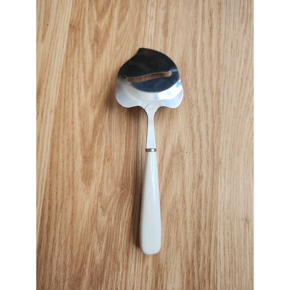 Delft Blue Holland Windmill Cheese Slicer & Spoon Set with Porcelain Clogs - Picture 5 of 8